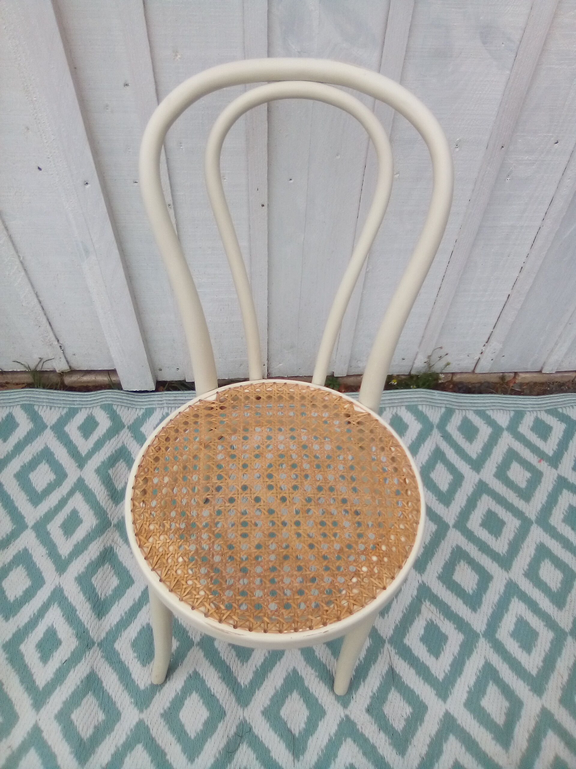 Lot of 4 bistro chairs in caned wood