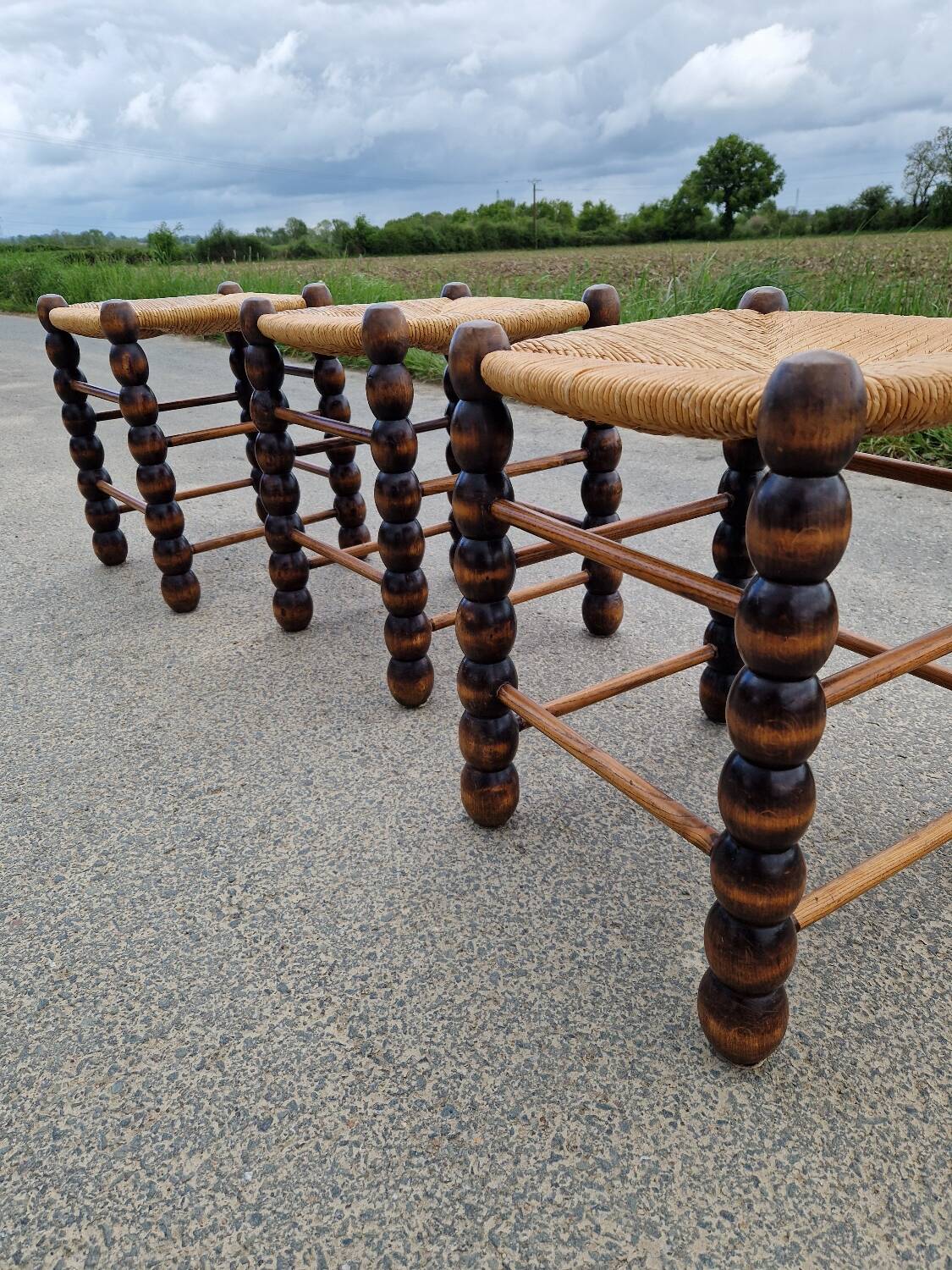 Set of 3 country straw stools