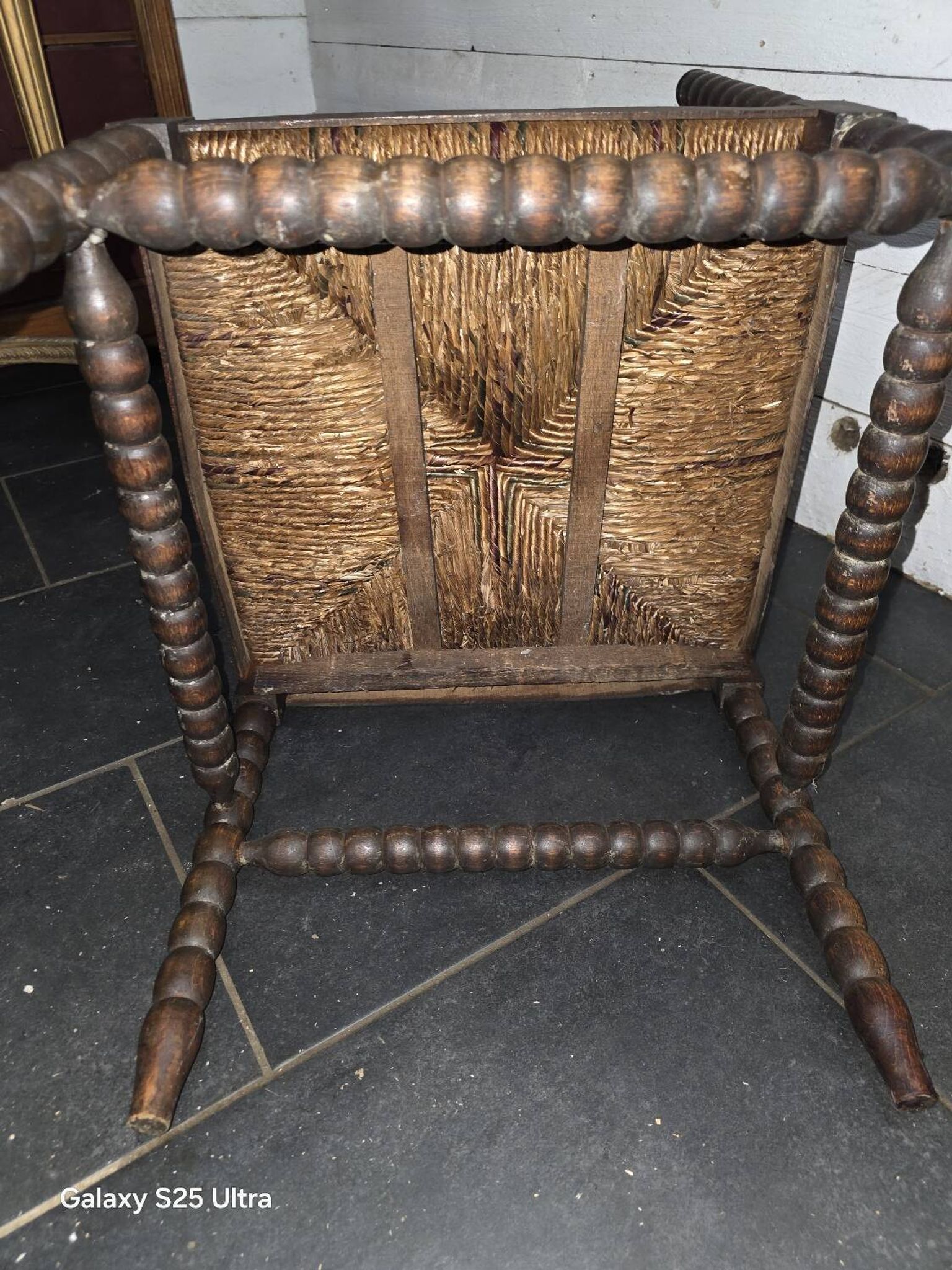 Fauteuil de coin de cheminée ancien