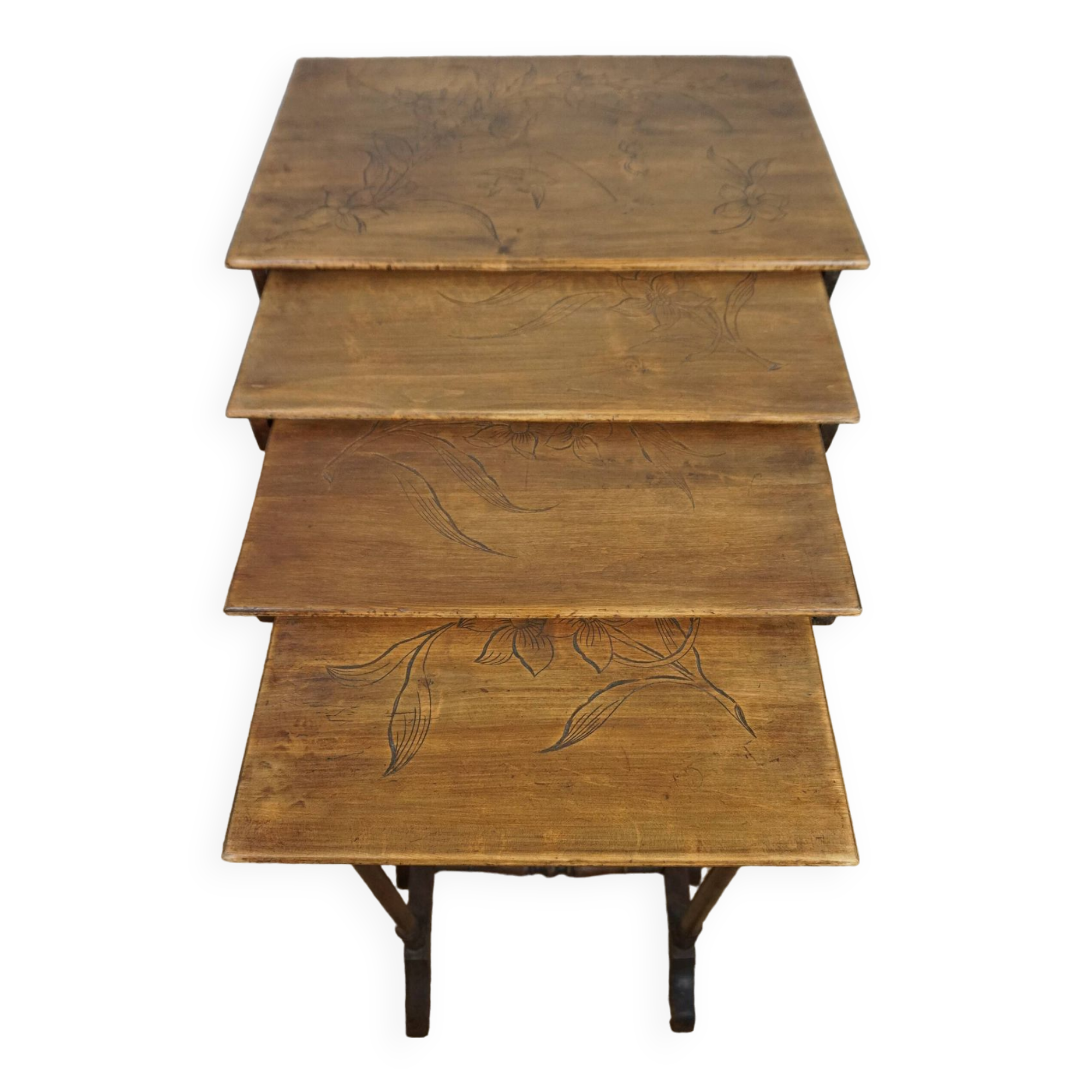 4 tables gigogne en bois art nouveau décor floral