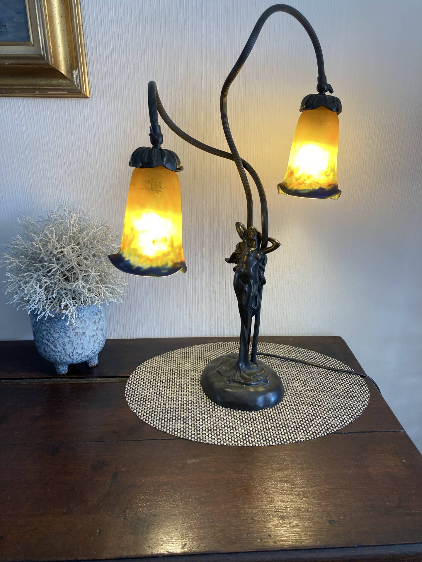 Lampe en bronze et verrerie Muller Frères Lunéville