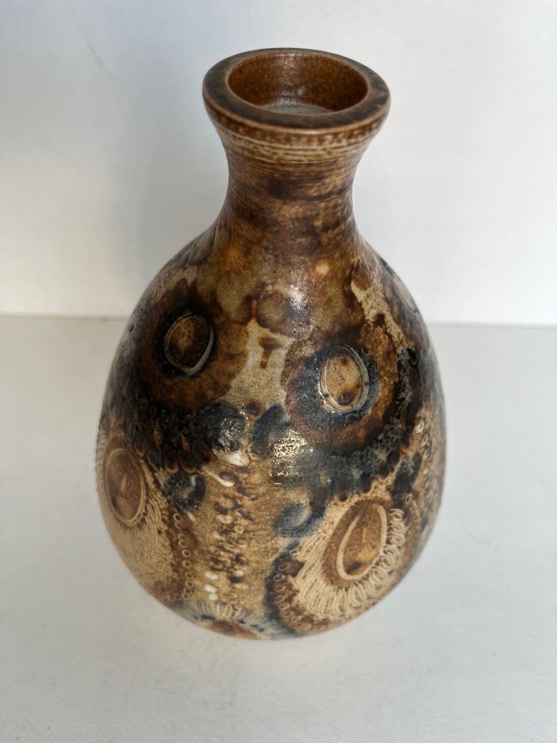 Vase en céramique signé JC Courjault