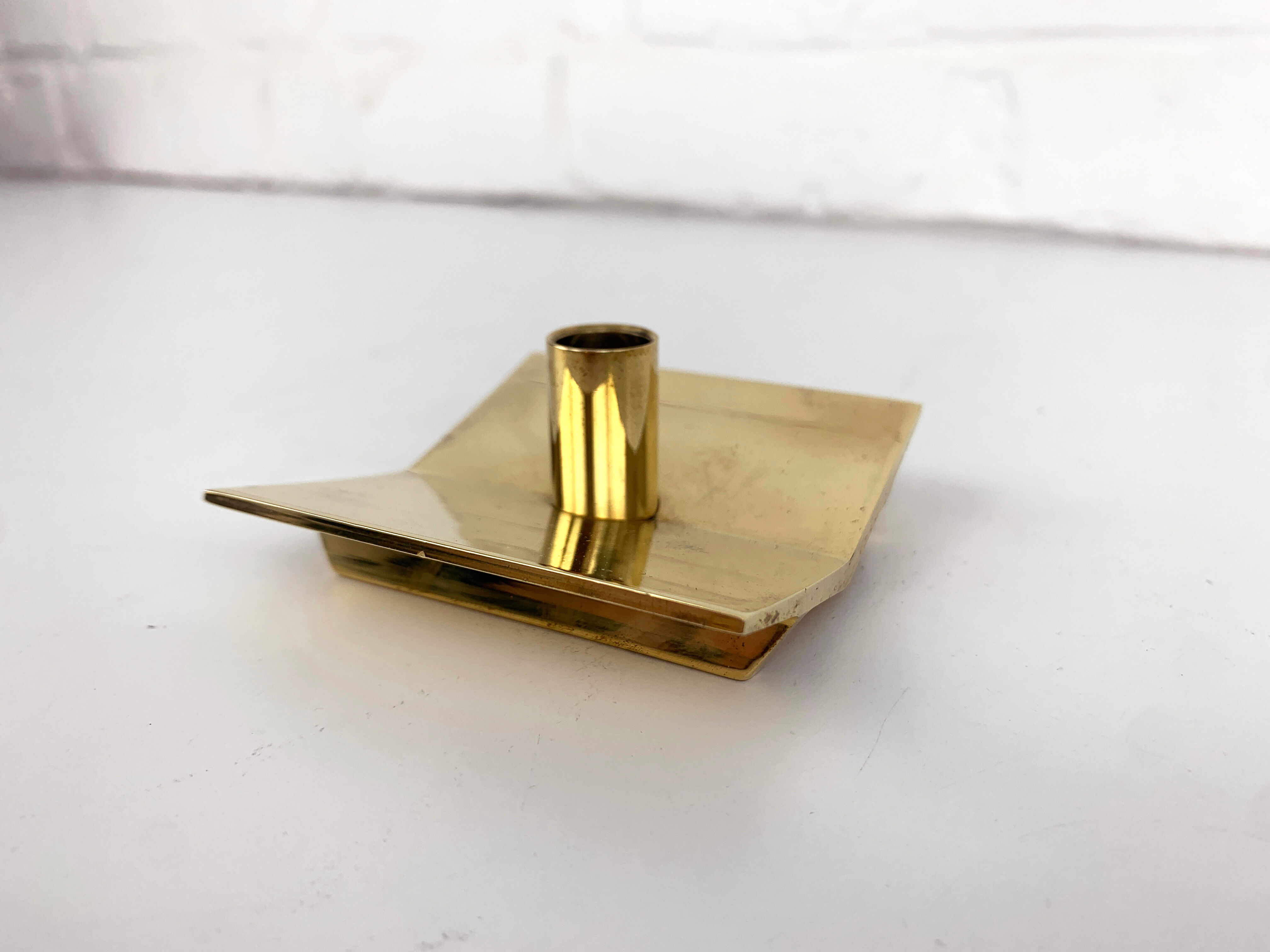 Scandinavian candle holder Model No. 70 in brass, Pierre Forsell for Skultuna, 1960