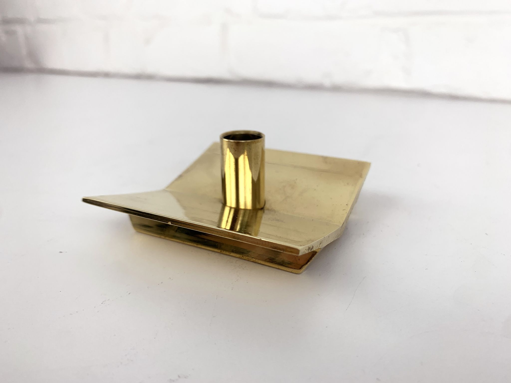 Scandinavian candle holder Model No. 70 in brass, Pierre Forsell for Skultuna, 1960