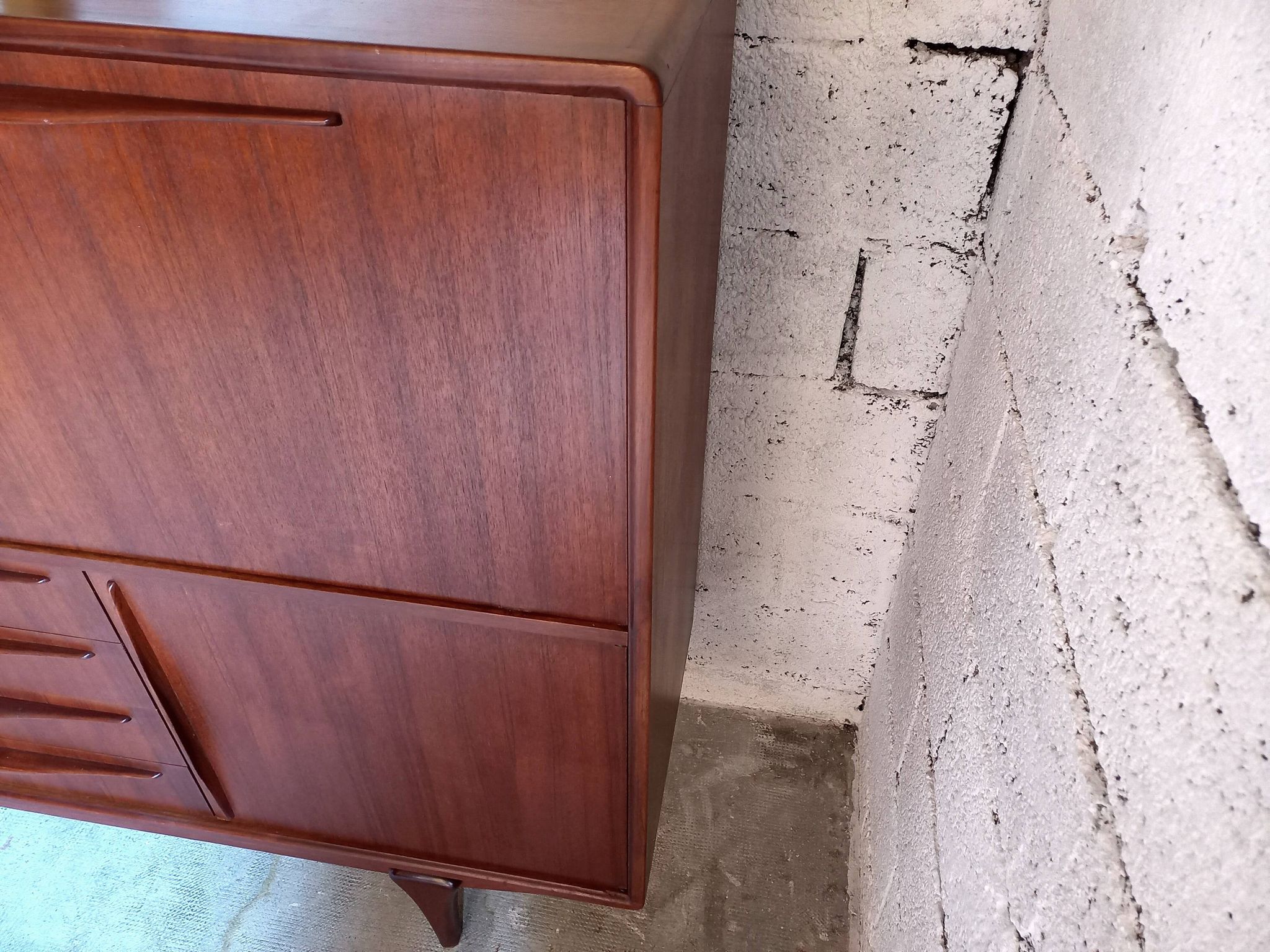 Vintage Scandinavian high row 50s 60s teak