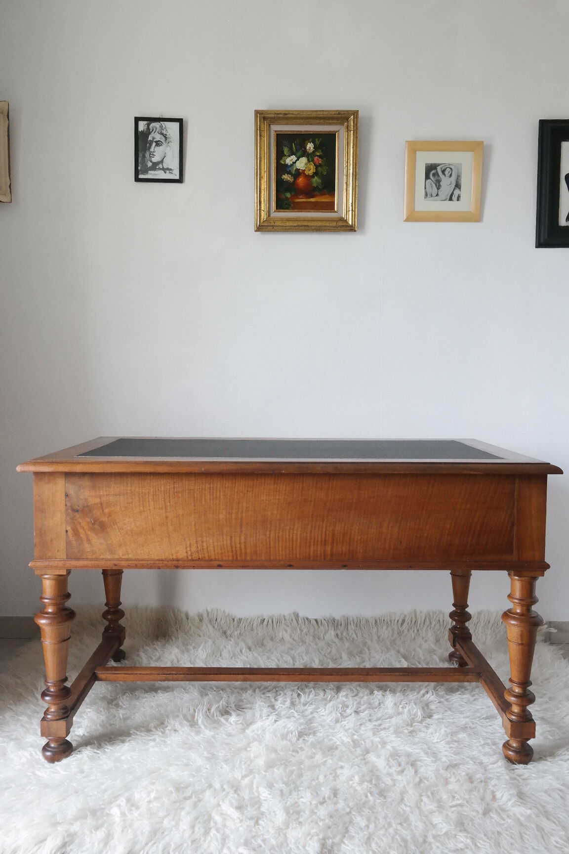 Office minister in walnut style Louis Philippe XXème