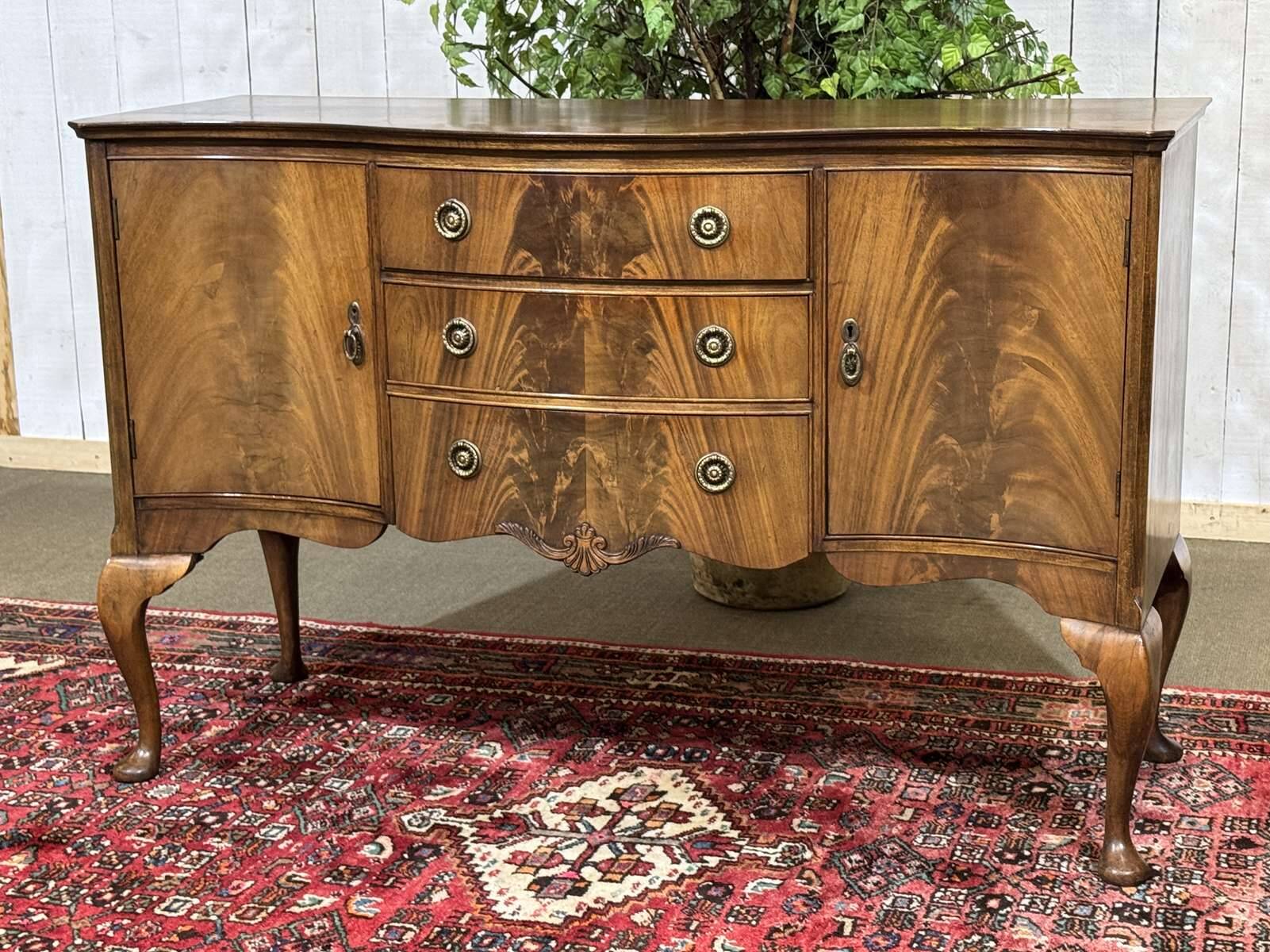 English Chippendale mahogany enfilade from the 1930s.