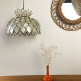 Suspension lotus en nacre et laiton