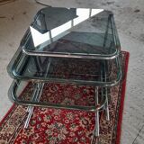 Glass nesting table