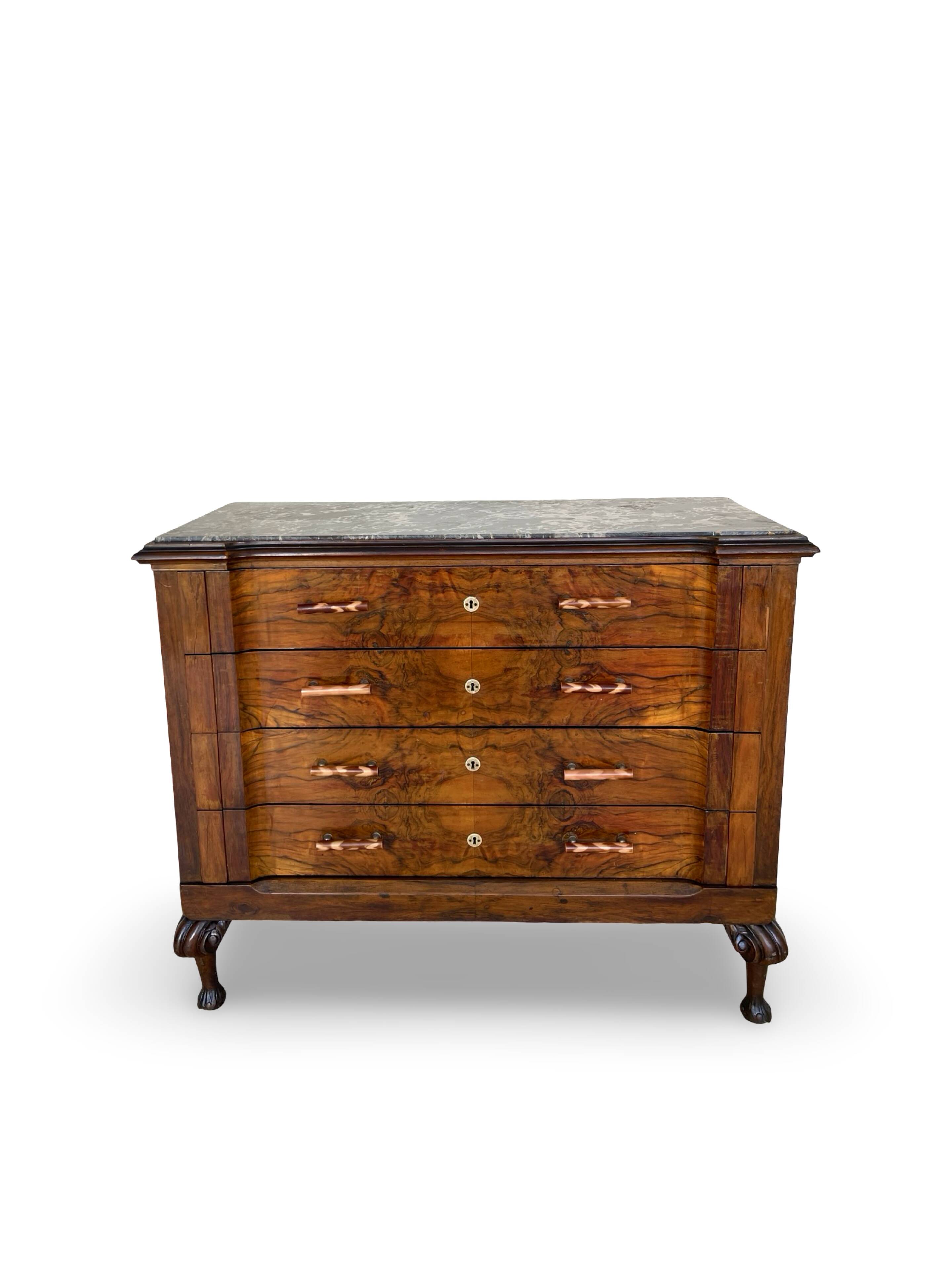 An Italian chest of drawers from the 1940s.