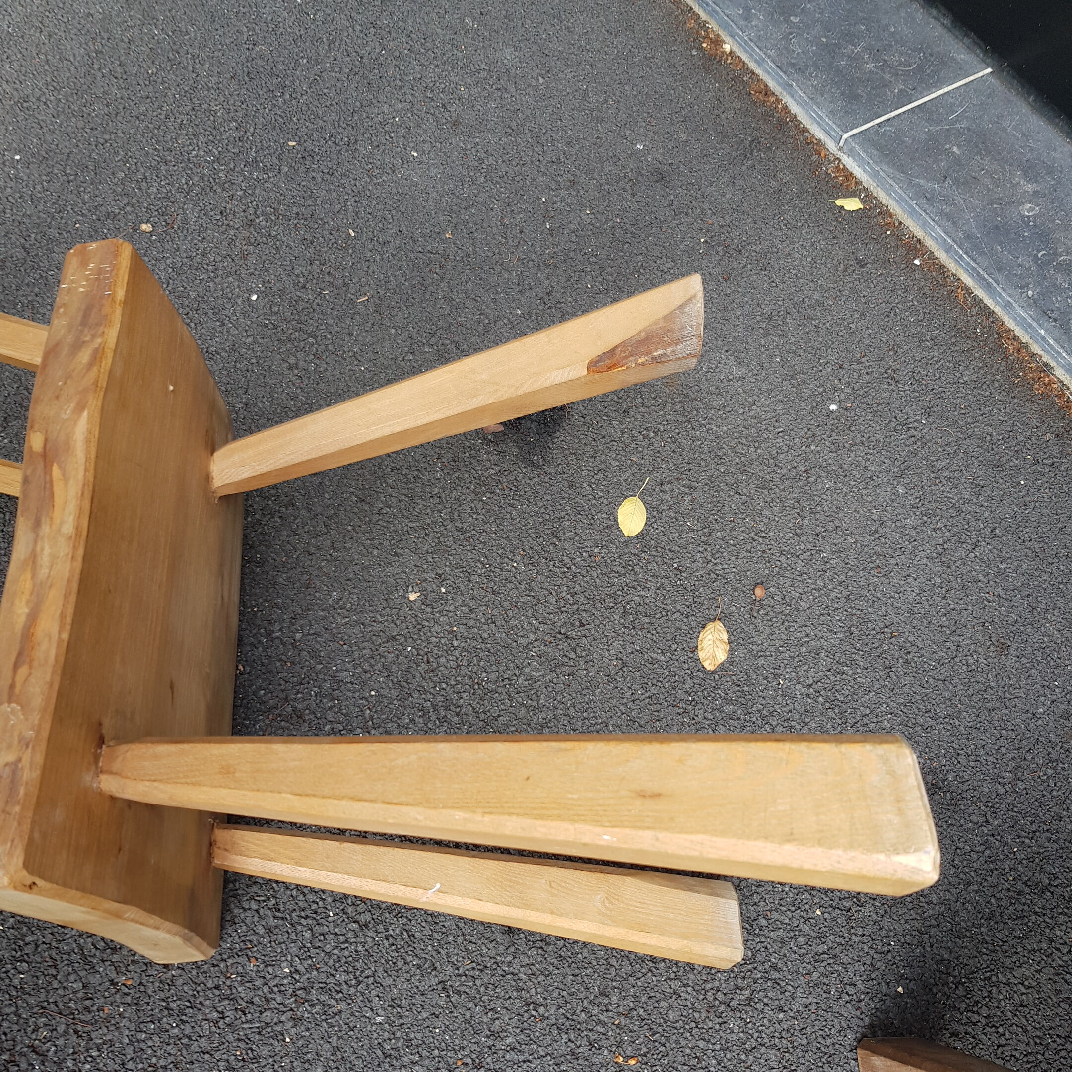 Duo de chaises brutalistes, années 60