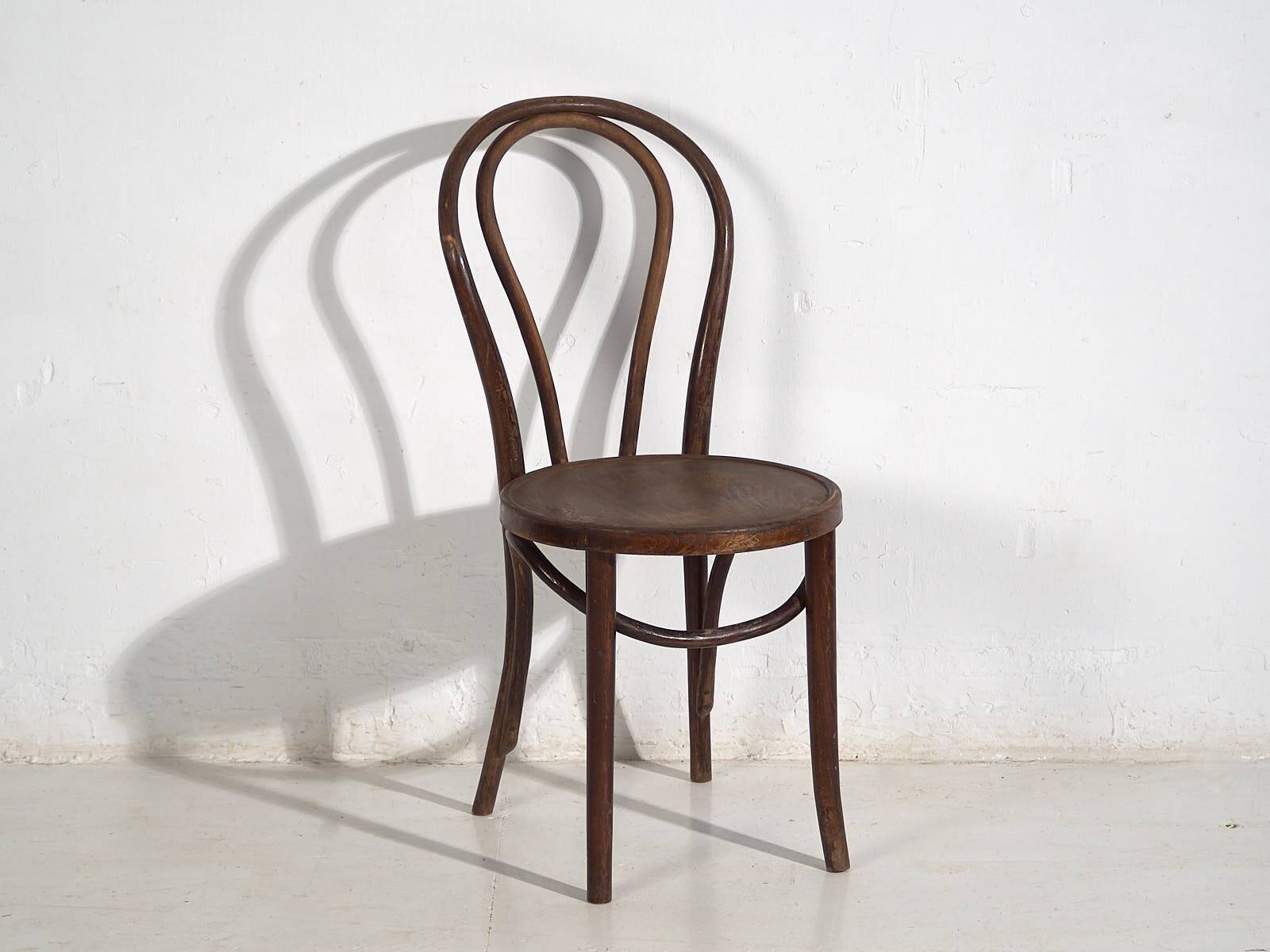 Antique Thonet Chairs No. 18 (c.1920). Set of 4 pieces #11