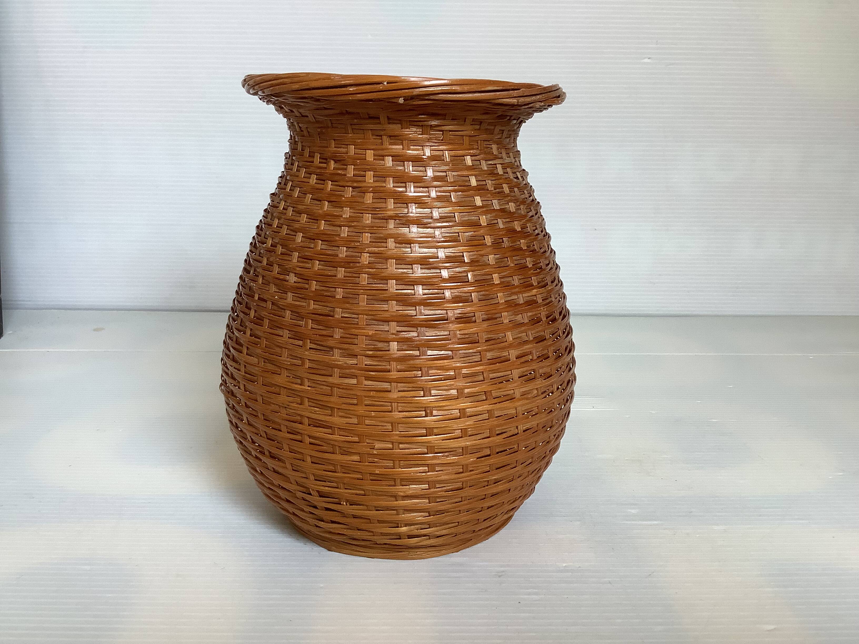 Ikebana style ceramic interior bamboo woven vase