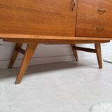 Sideboard with compass feet