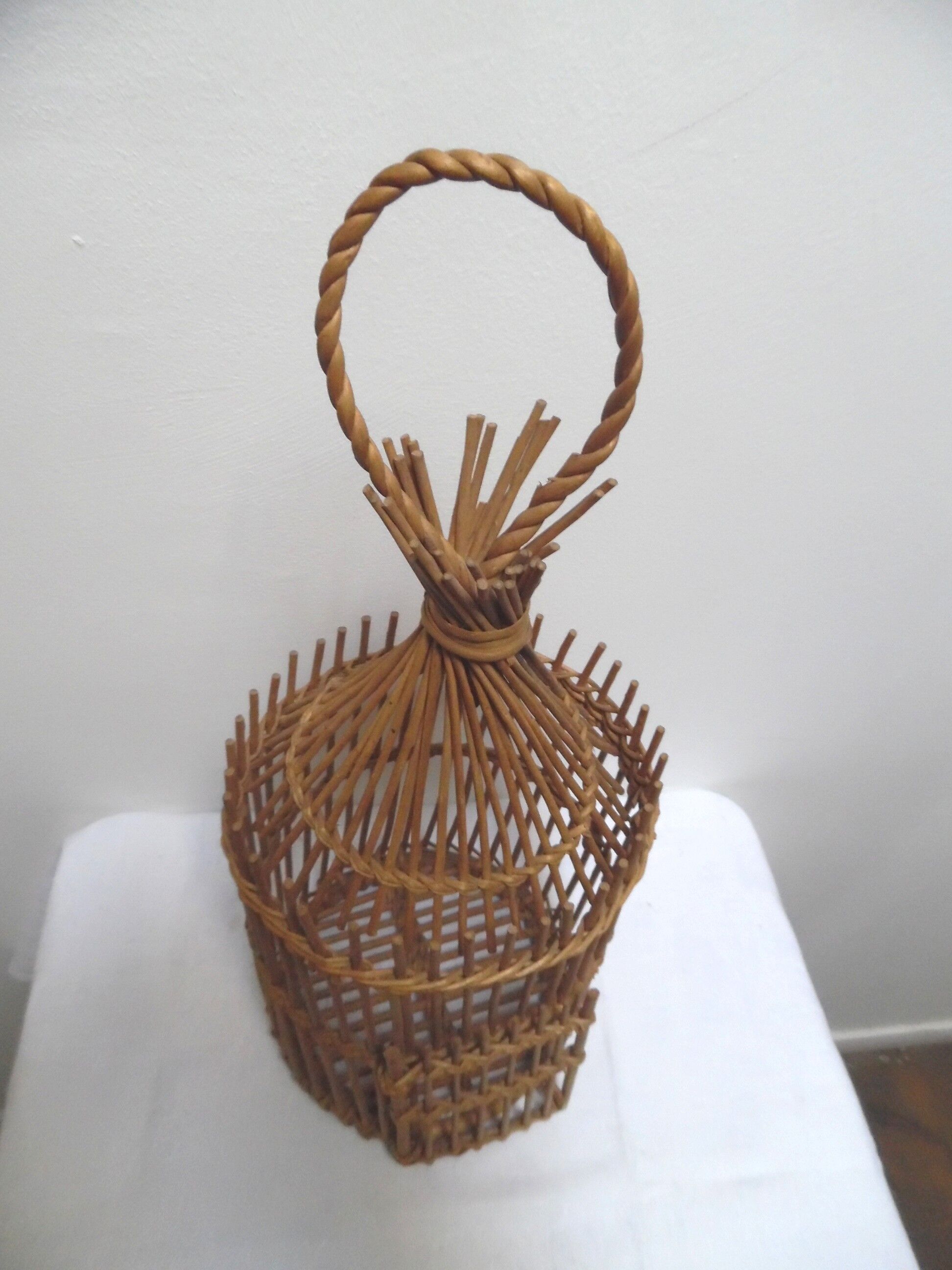 Cage à oiseaux en rotin