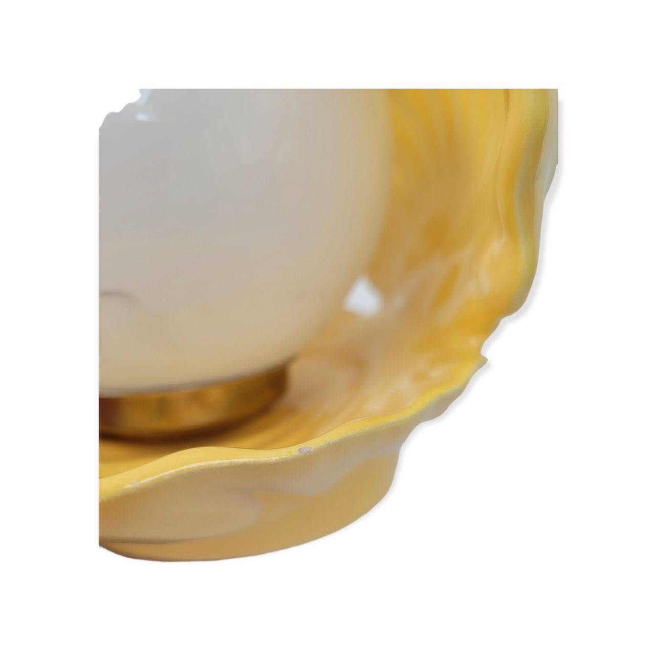Vintage lamp shell yellow ceramic 70s