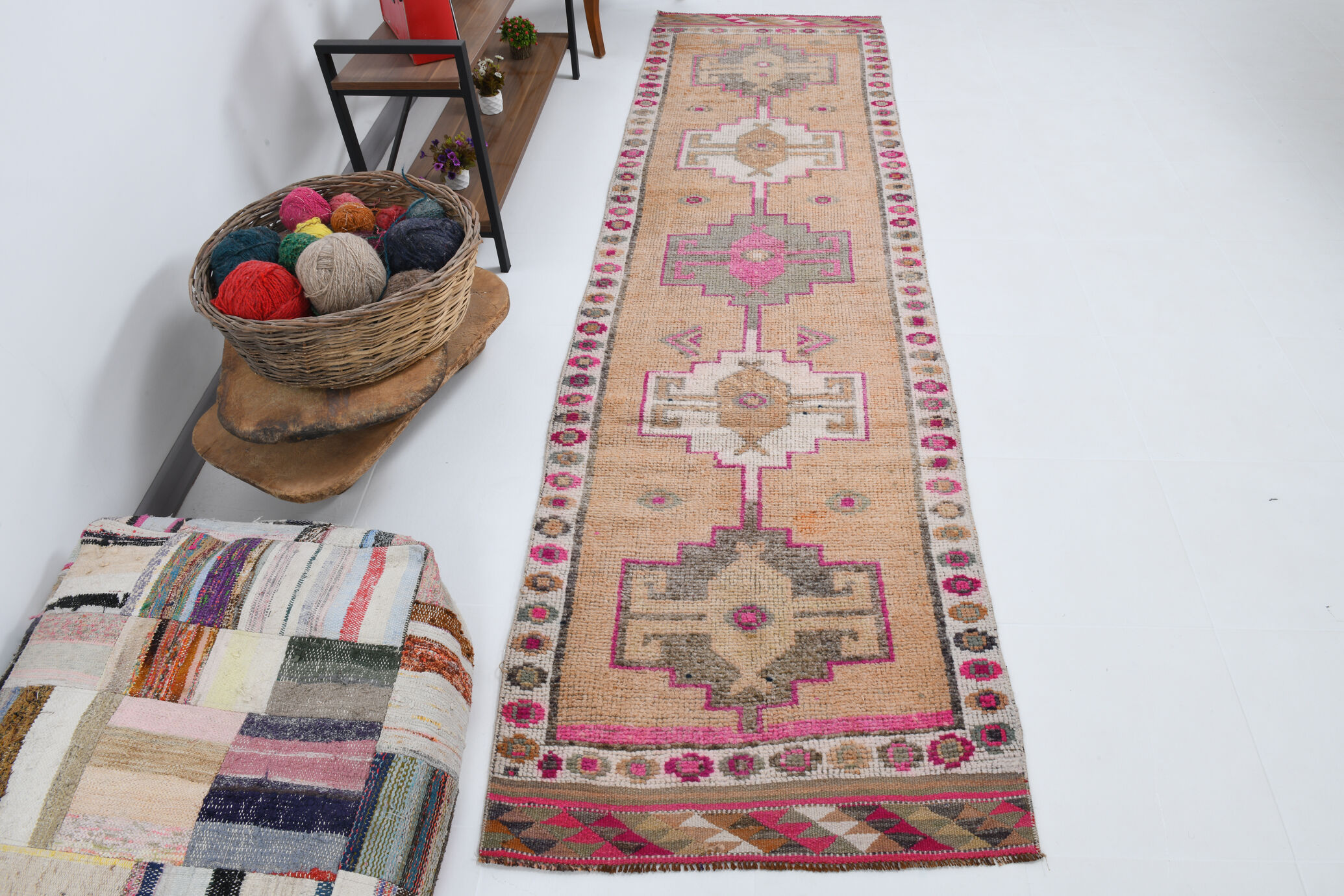 Neutral color handmade runner rug 317x87cm
