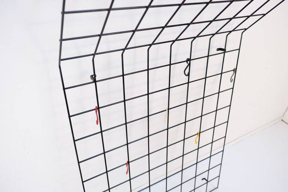 Fichtel string cabinet in retro vintage style from the 60s-70s.