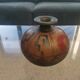 Vase en poterie de studio de style aztèque vintage – Sculpté à la main et signé – Milieu du XXe siècle