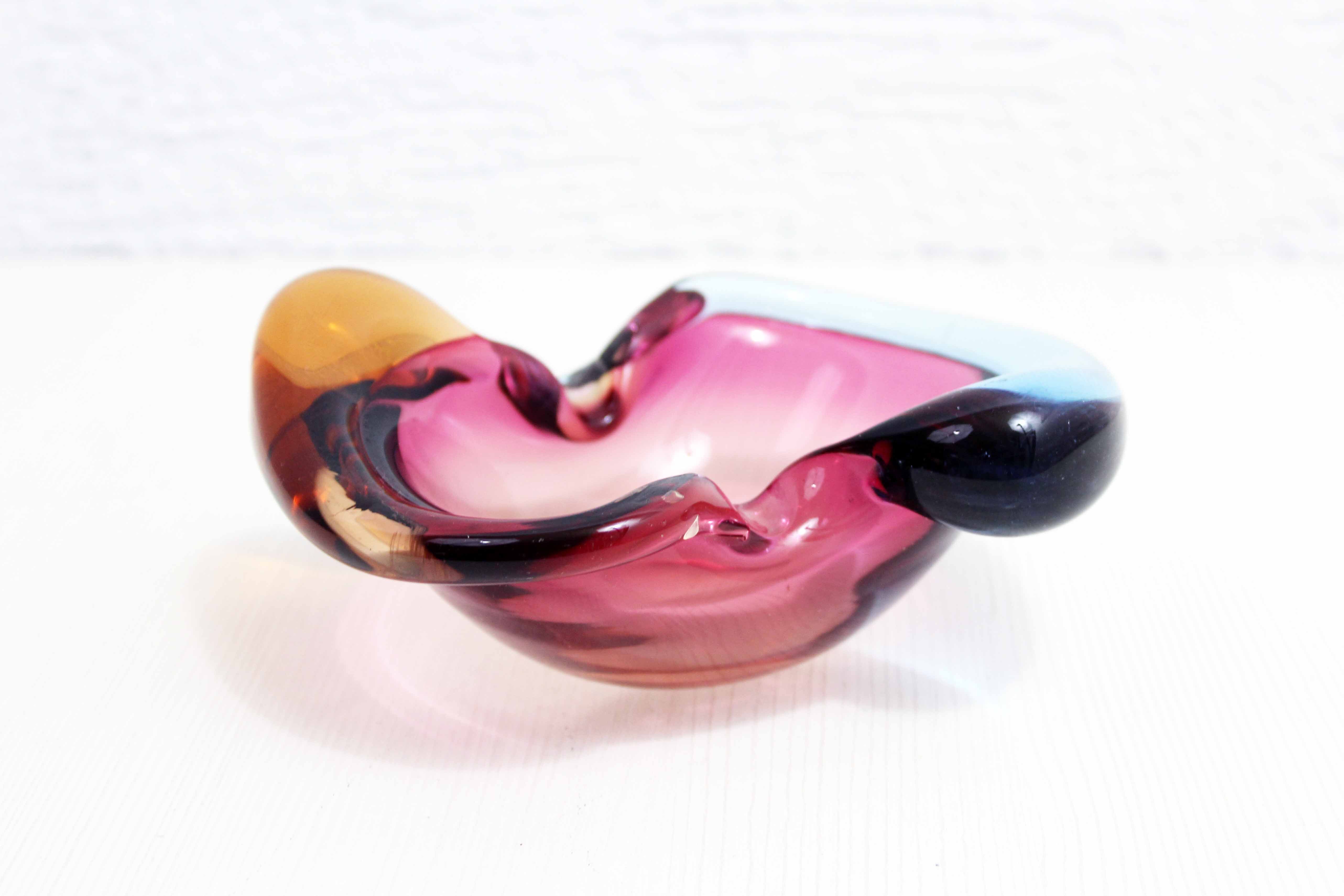 Trinket bowl of Murano glass