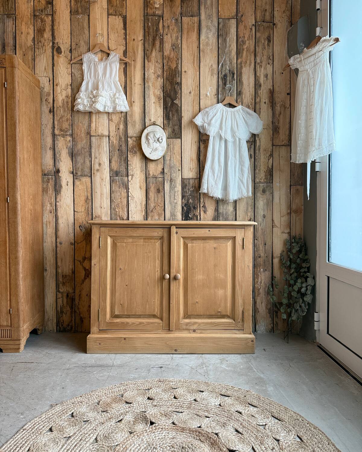 Parisian pine sideboard (renovated)