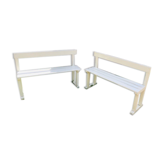 Couple of beautiful garden benches from a school '50s in beech and chain low folder