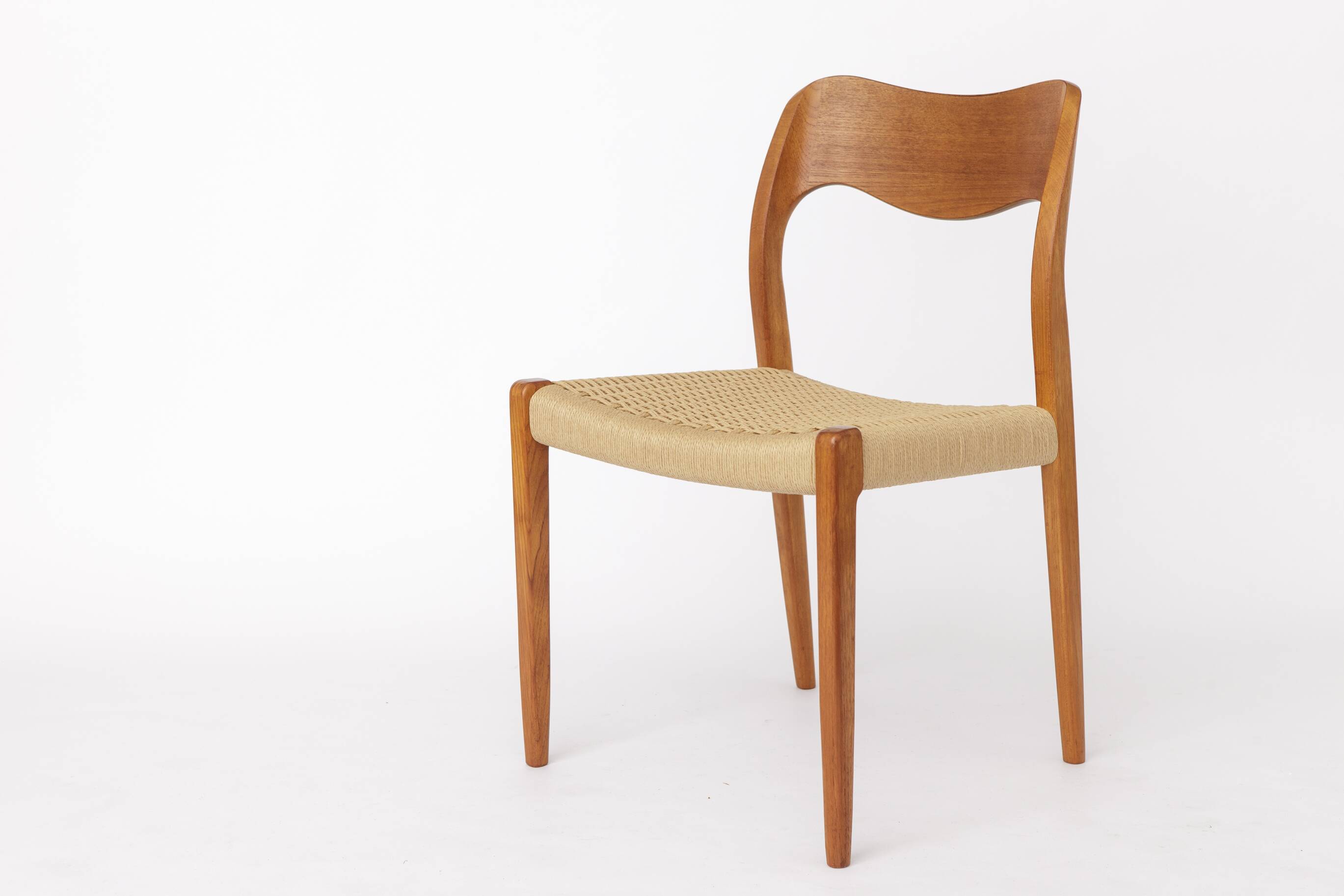 Set of 8 Niels Otto Møller Model 71 Chairs, 1960s Danish Mid Century Modern