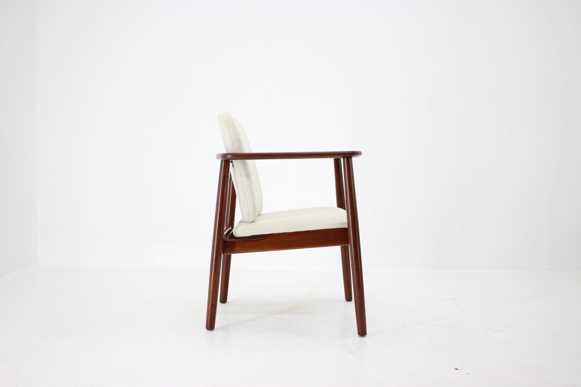 1960s Børge Mogensen Teak Armchair Model 165 Produced by Søborg Møbelfabrik, Denmark