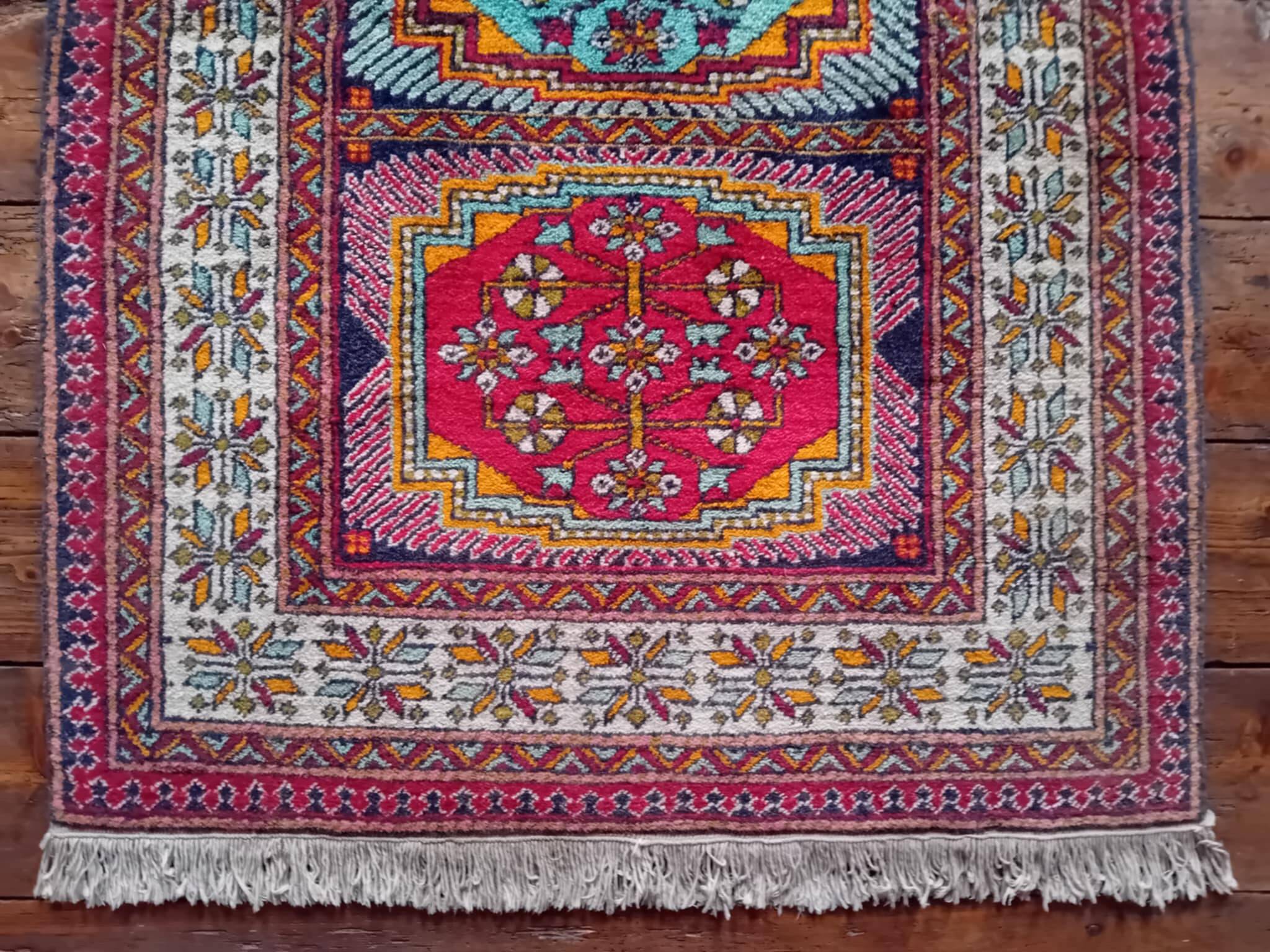 Handmade Caucasian Shirvan Rug 150x100cm