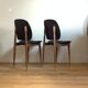 Chaises Pegases de Baumann retapissées tissu velours noir ras