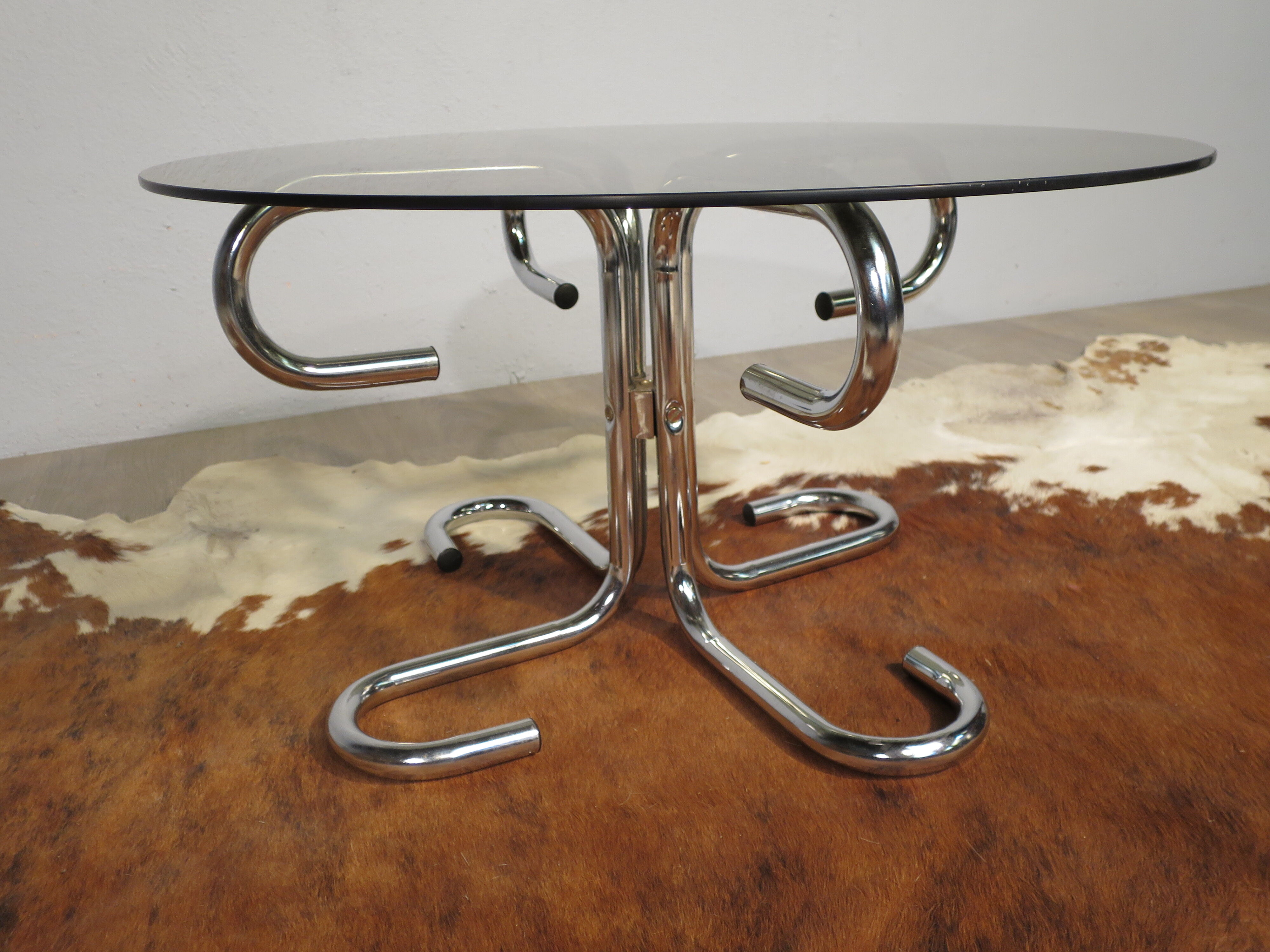 Coffee table chrome and glass table