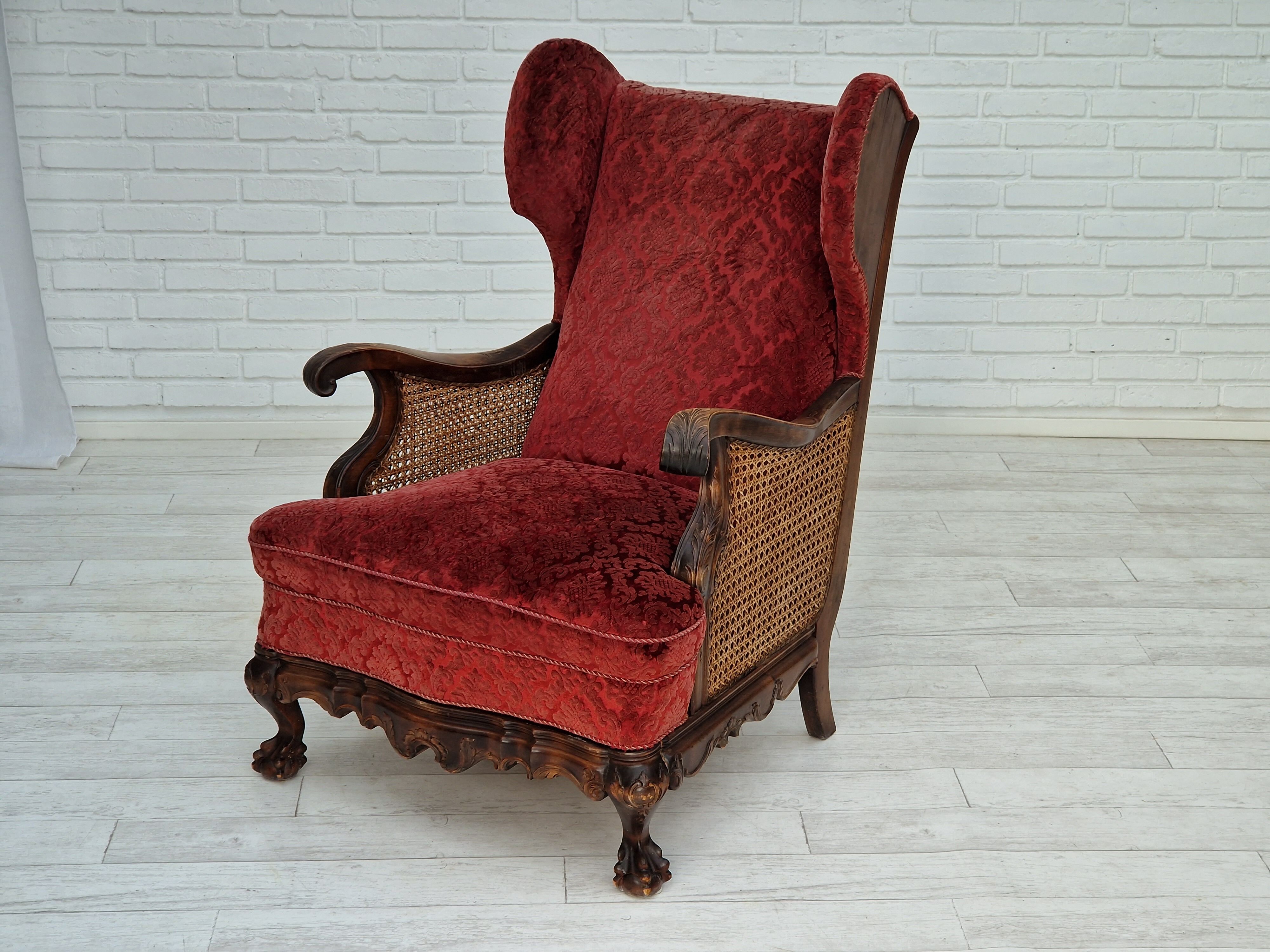 Fauteuil danois en bois de frêne et velour années 1930