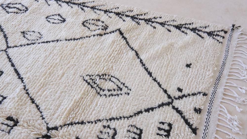 Azilal Berber Rug - 353 x 246 cm