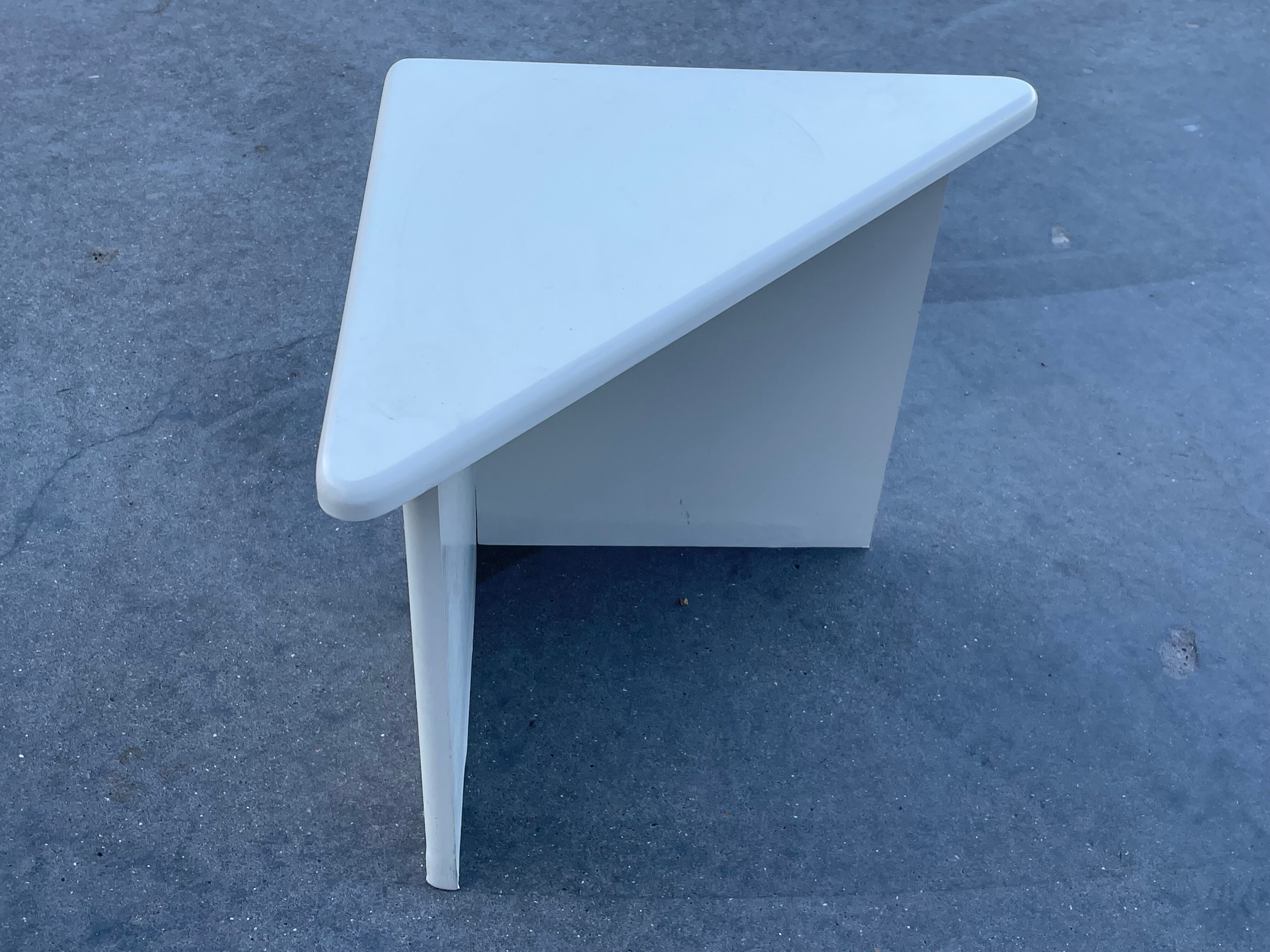 Set of three triangle side tables wood white creme design