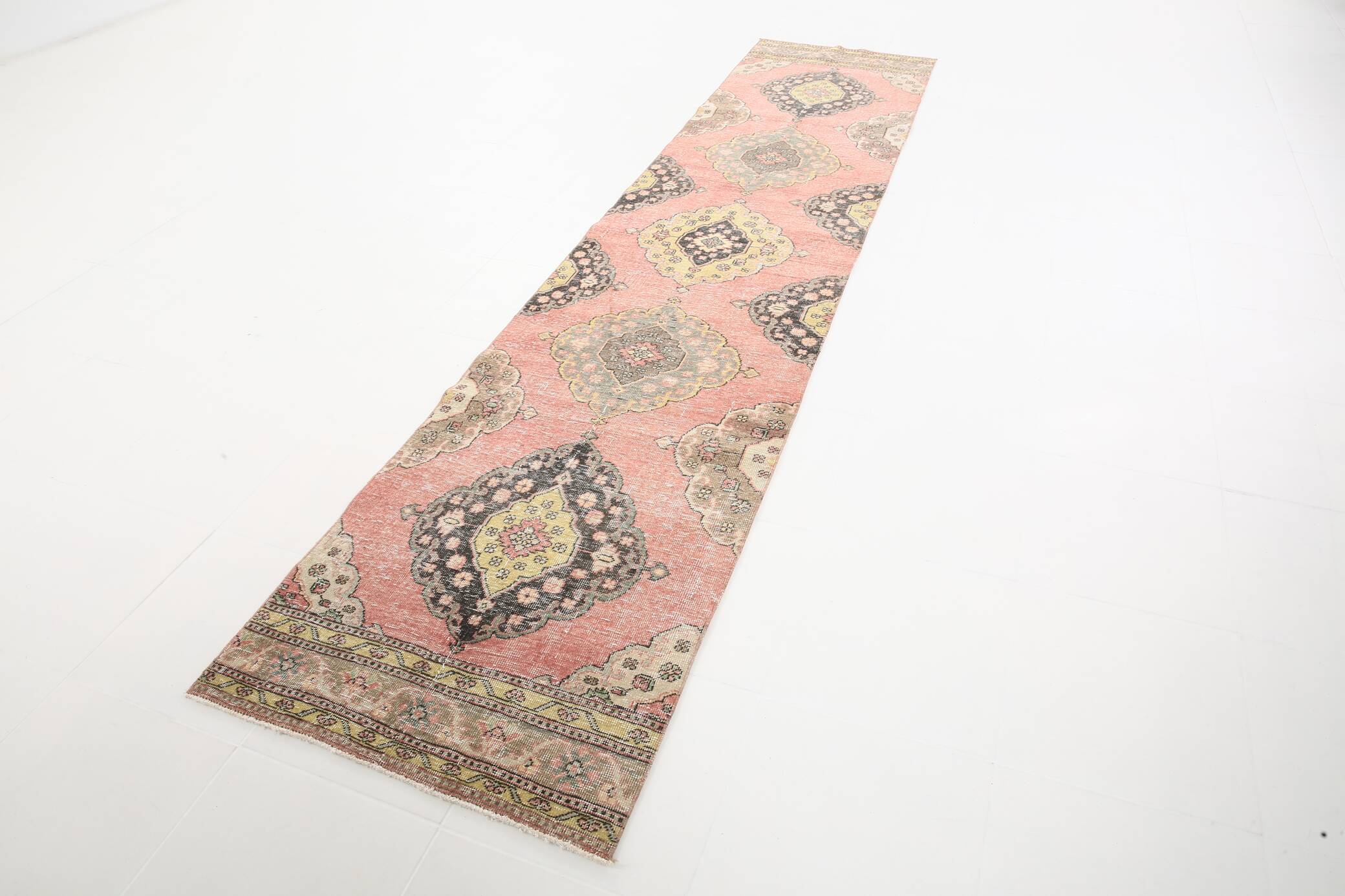 3x12 Soft Pastel Pink Turkish Runner Rug, 85x383Cm SK 5659