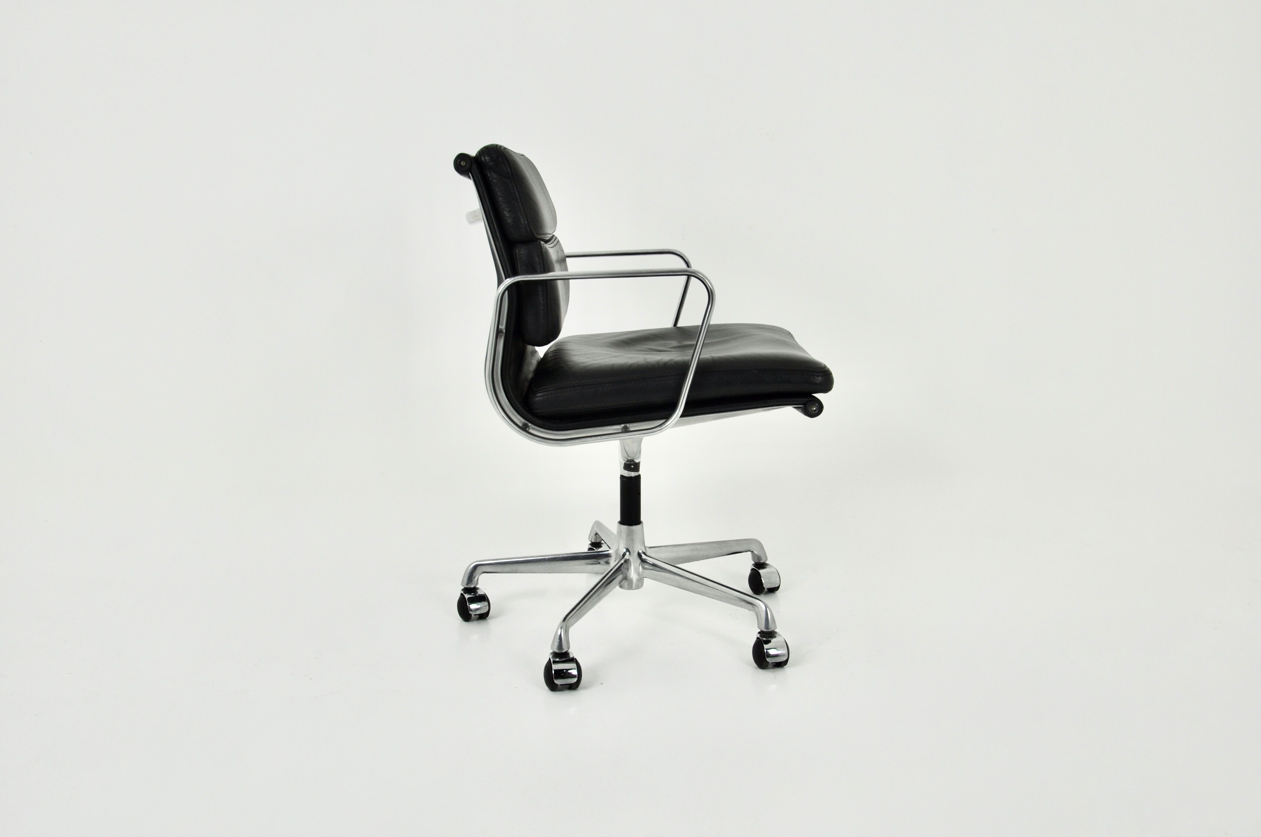 Black leather Soft Pad Chair by Charles & Ray Eames for ICF, 1970S