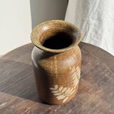 Vase en grès à motifs végétaux stylisés
