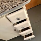 Kitchen service cabinet