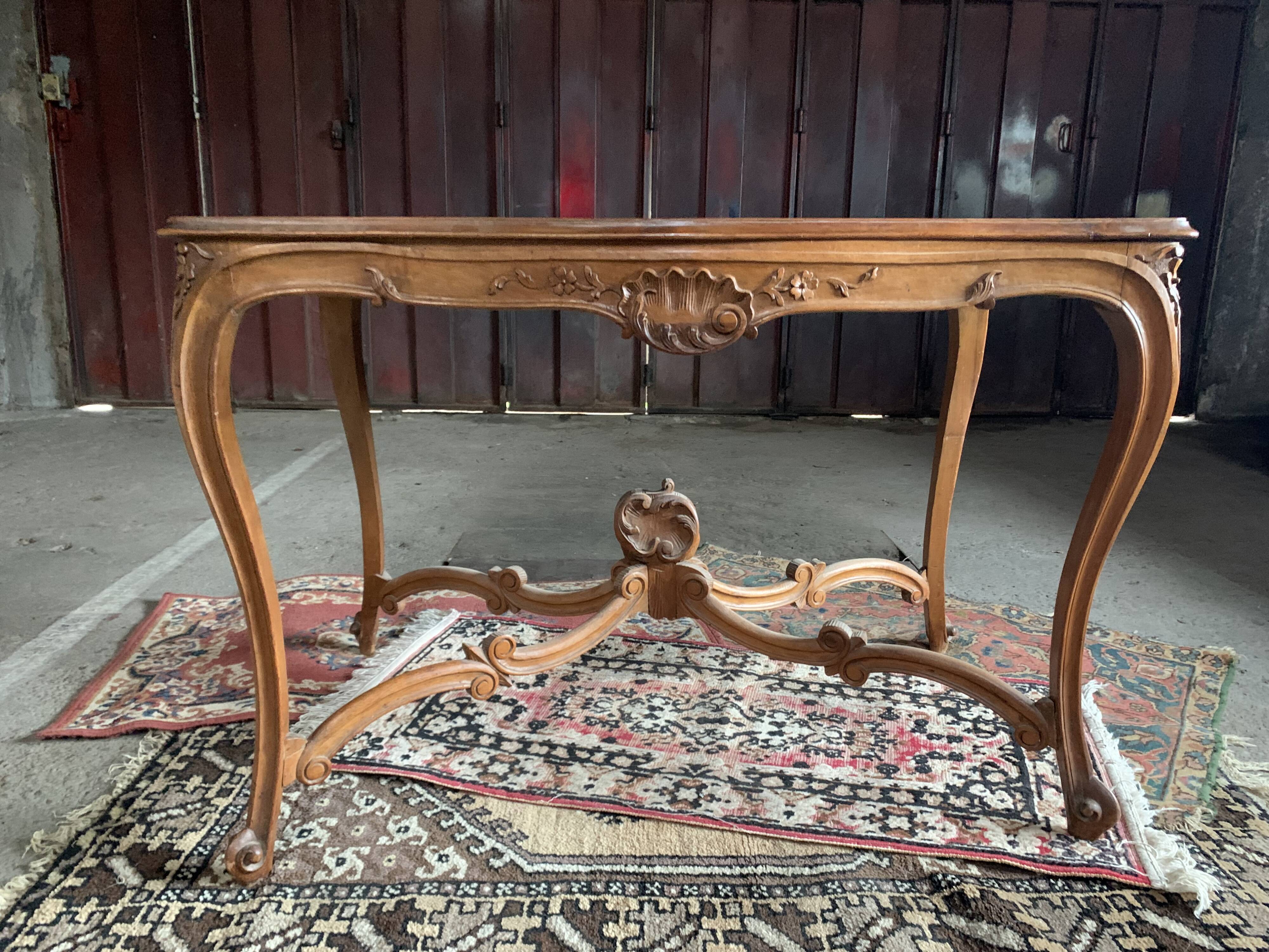 Table de milieu Louis XV