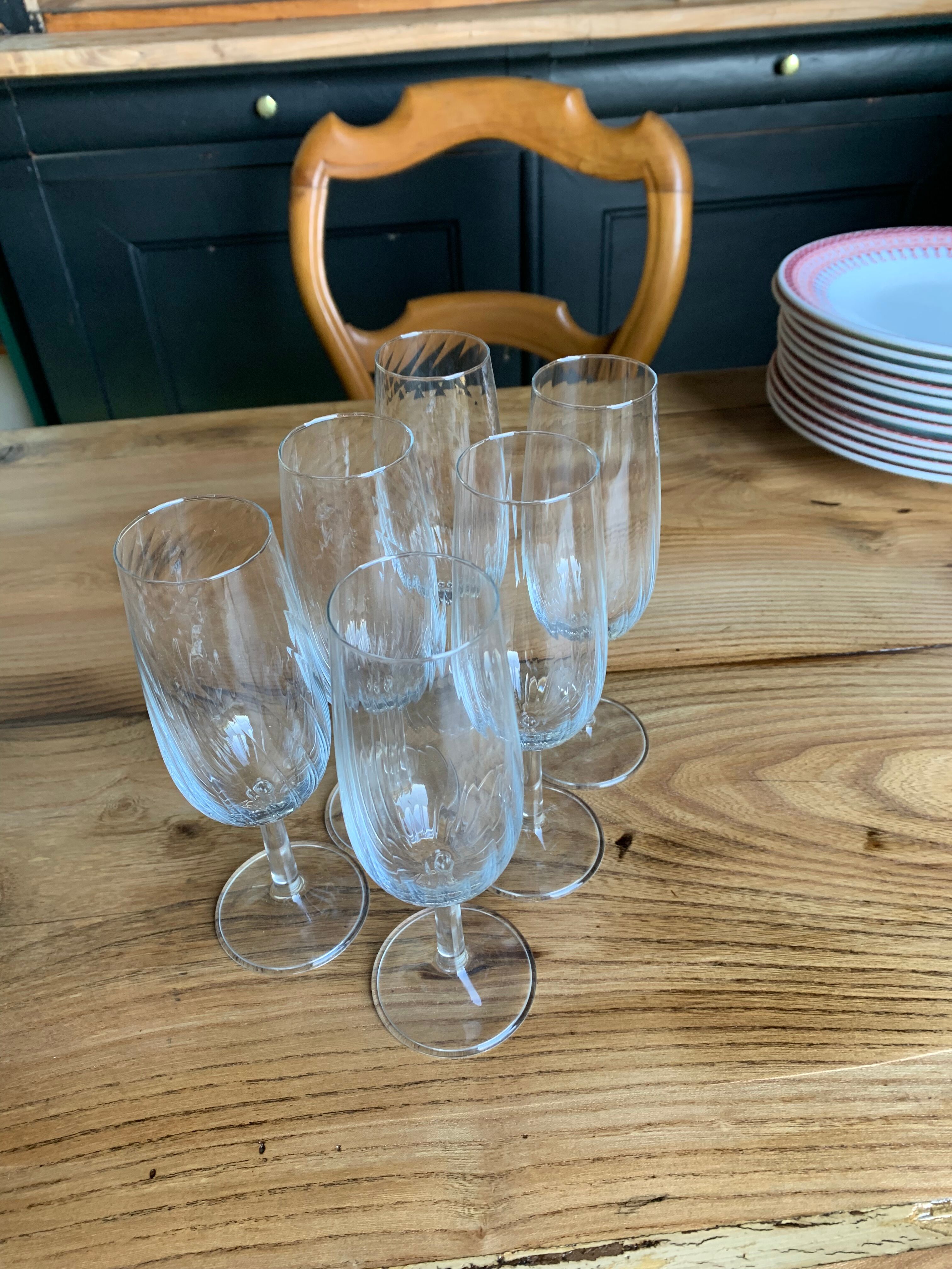 6 champagne flutes