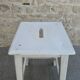 Tabouret à poignée, en bois, patine d'origine