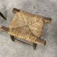 Duo de tabourets 1950 en paille