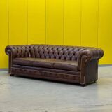 Original English Chesterfield 3-Seater Sofa – Handcrafted Brown Leather