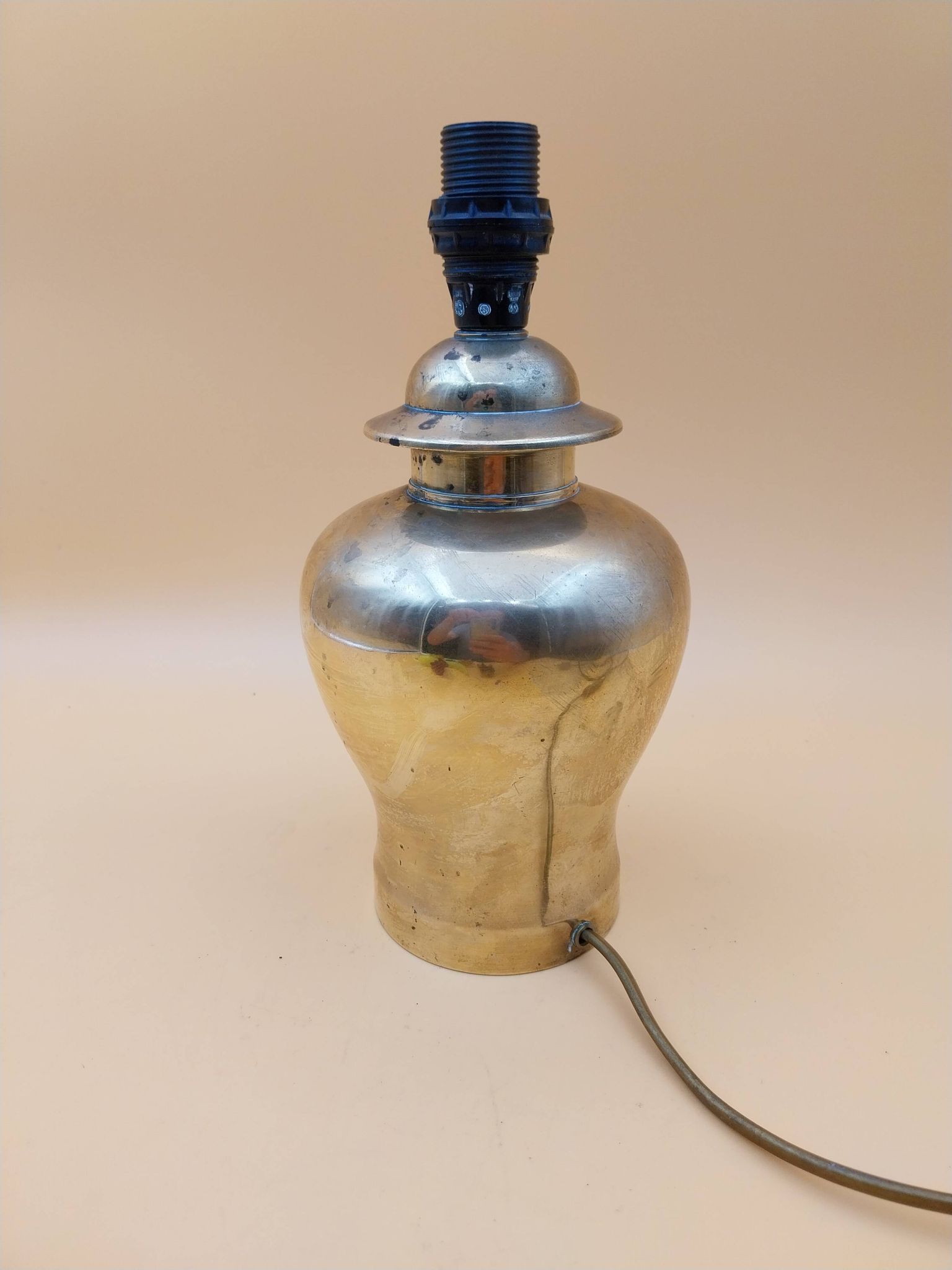 Pied de lampe en laiton