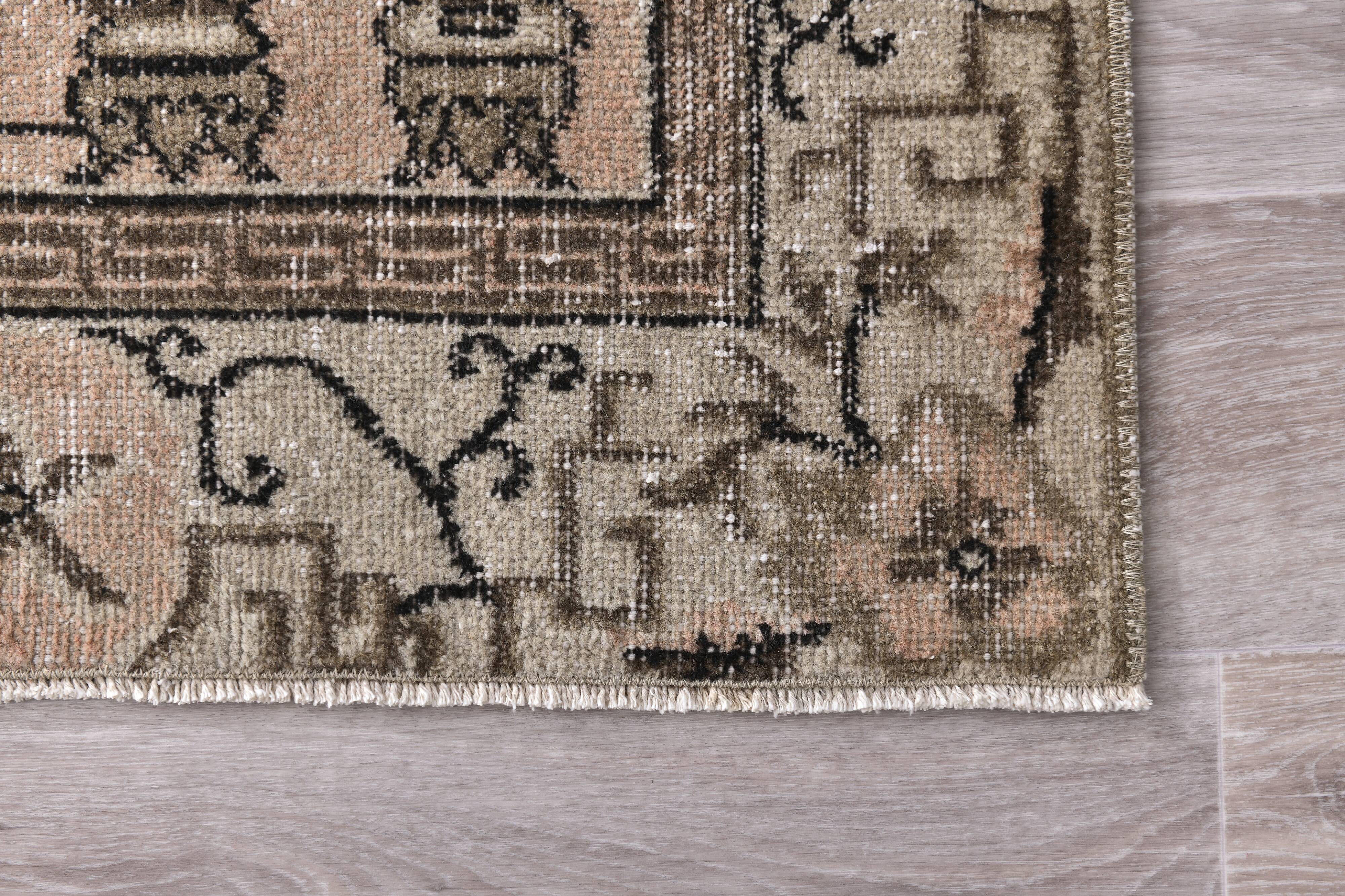 Soft Red & Brown Oriental Vintage Rug 158x260Cm SK 240826