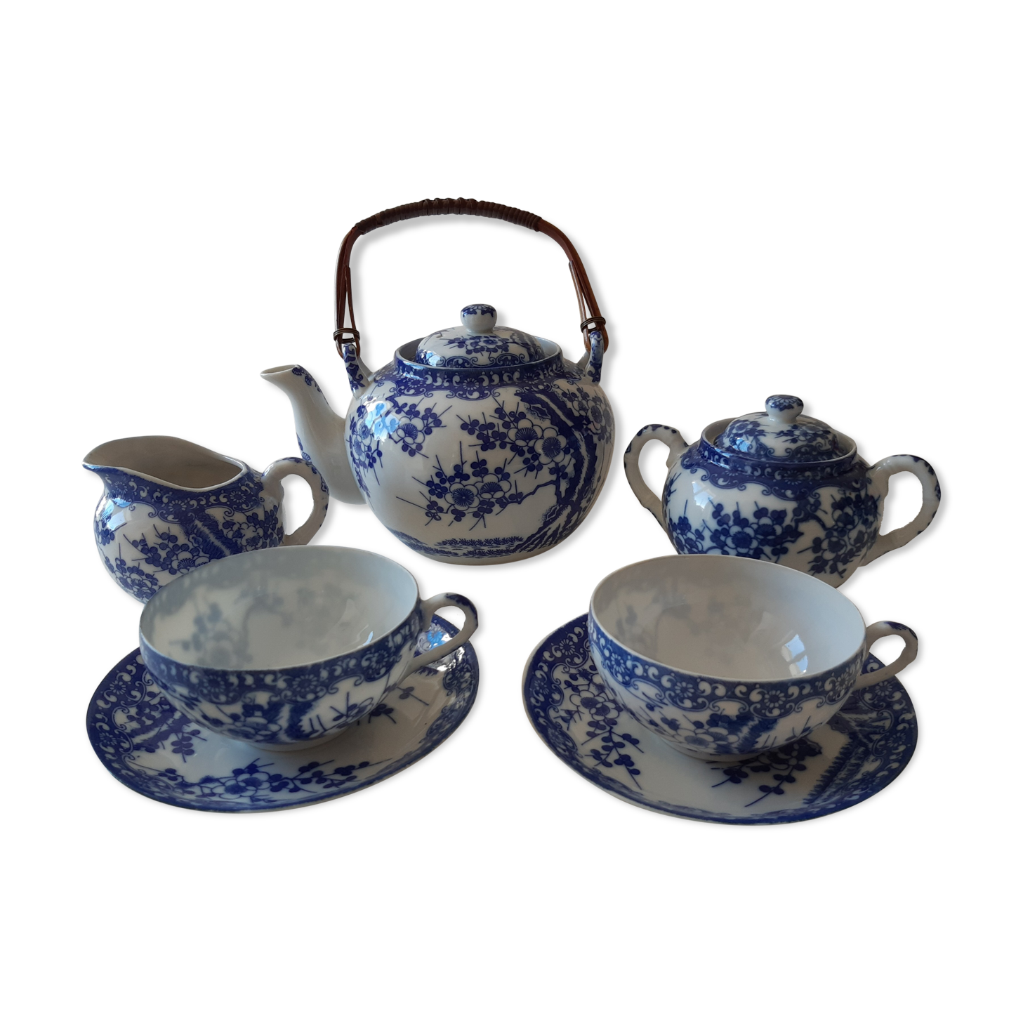 One-on-one tea service, hard porcelain from Japan