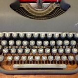 Typewriter Japy circa 1950