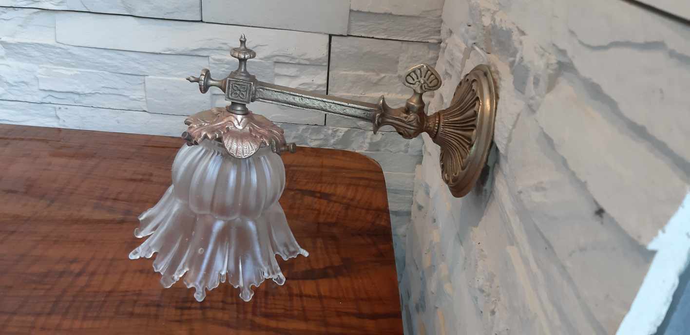Bronze wall sconce with tulip 19th century