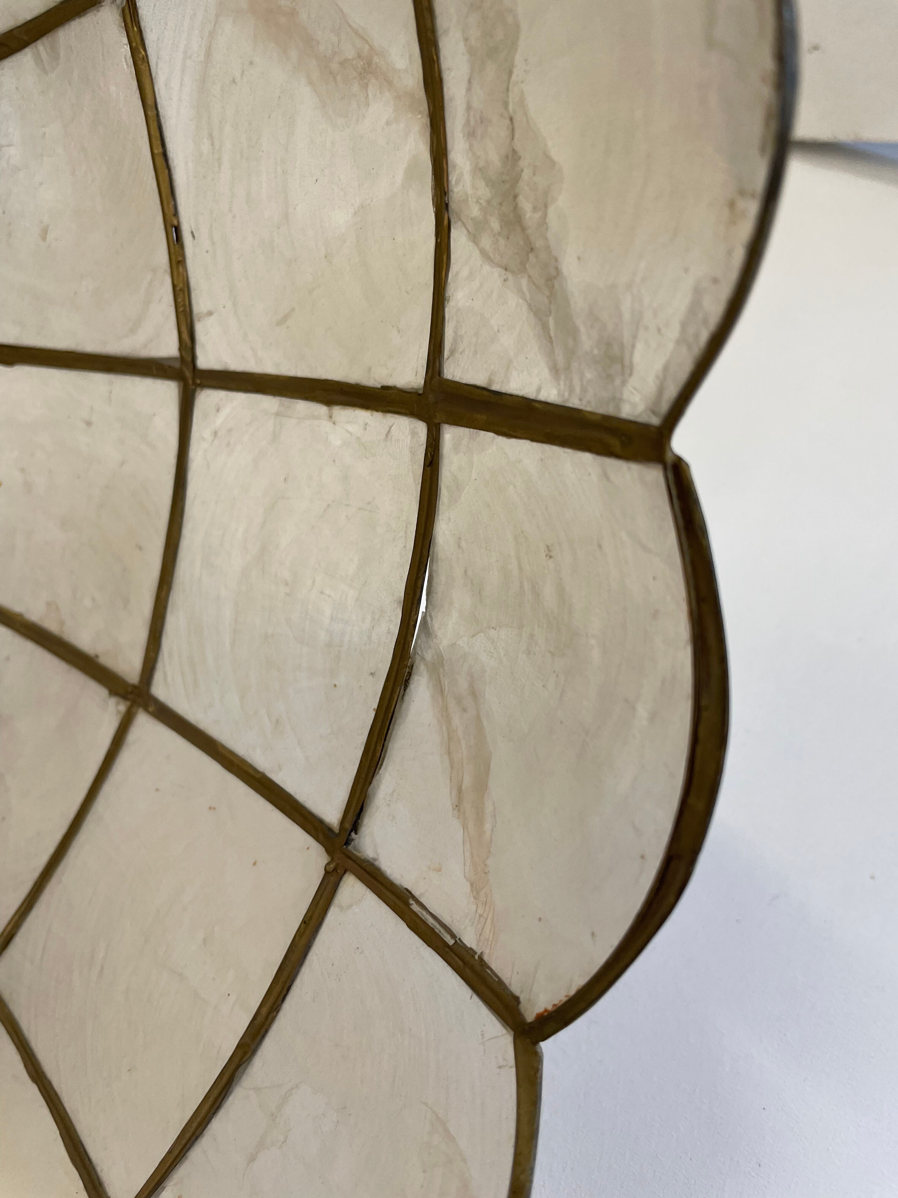 Vintage mother-of-pearl pendant lamp