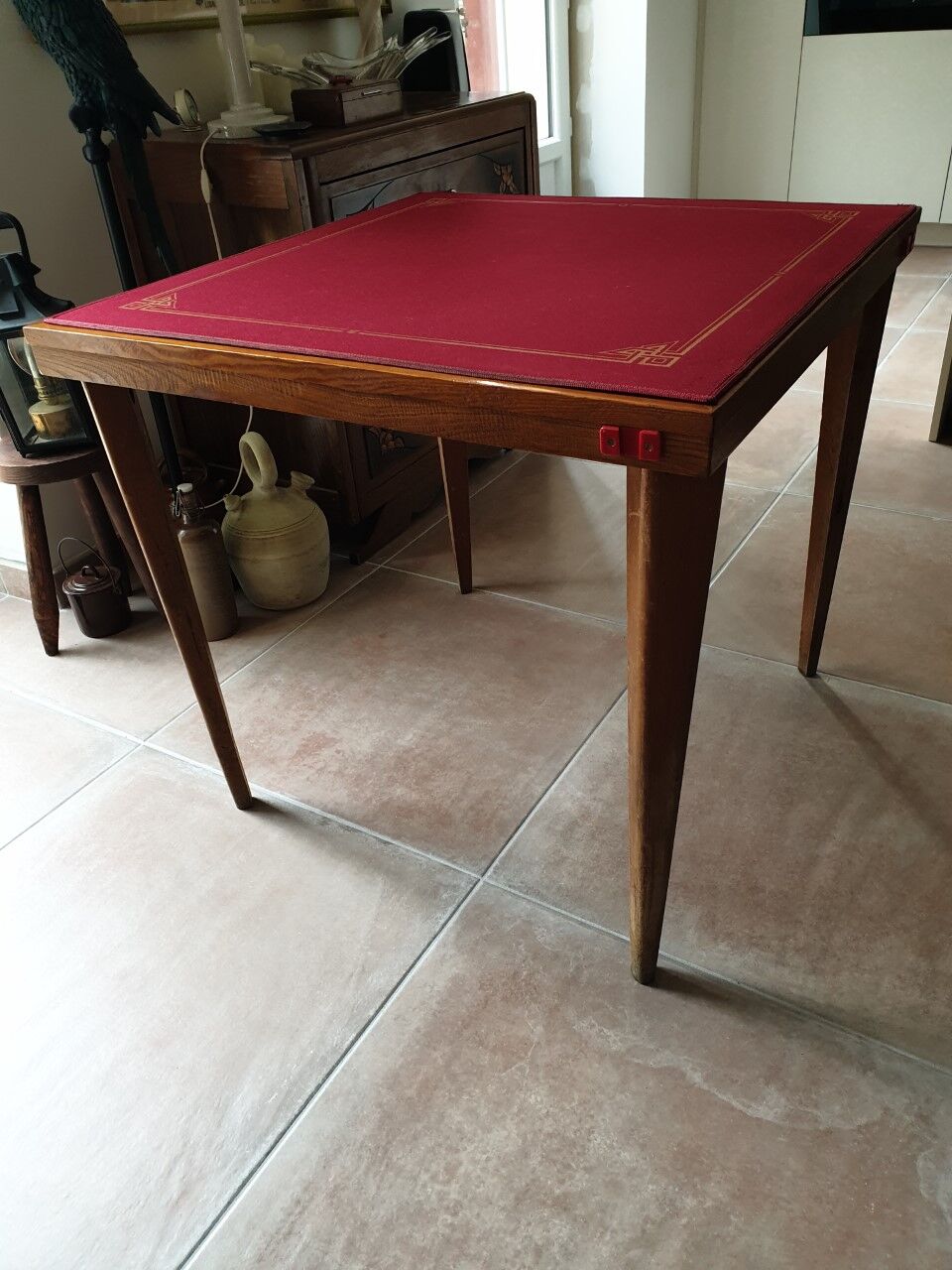 60s gaming table